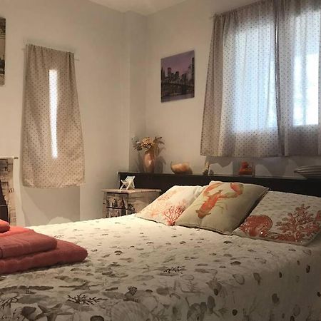 Apartamento En La Playa De Calafell. Barcelona Dış mekan fotoğraf